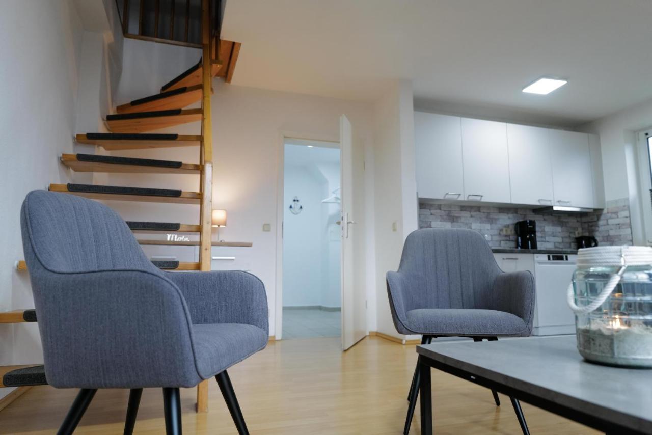 Ferienwohnungen Meerfarbig Zingst - Haustierfrei -Terrasse Mit Strandkorb Oder Balkon - E-Ladesaeule - Parkplatz - Wlan - Fahrradschuppen - Waschtrockner - Ruhig Und Zentral - Nichtraucher Екстер'єр фото