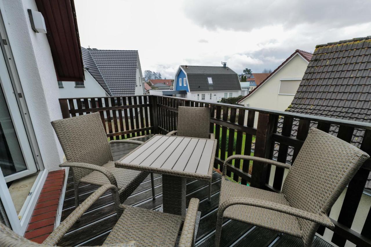 Ferienwohnungen Meerfarbig Zingst - Haustierfrei -Terrasse Mit Strandkorb Oder Balkon - E-Ladesaeule - Parkplatz - Wlan - Fahrradschuppen - Waschtrockner - Ruhig Und Zentral - Nichtraucher Екстер'єр фото
