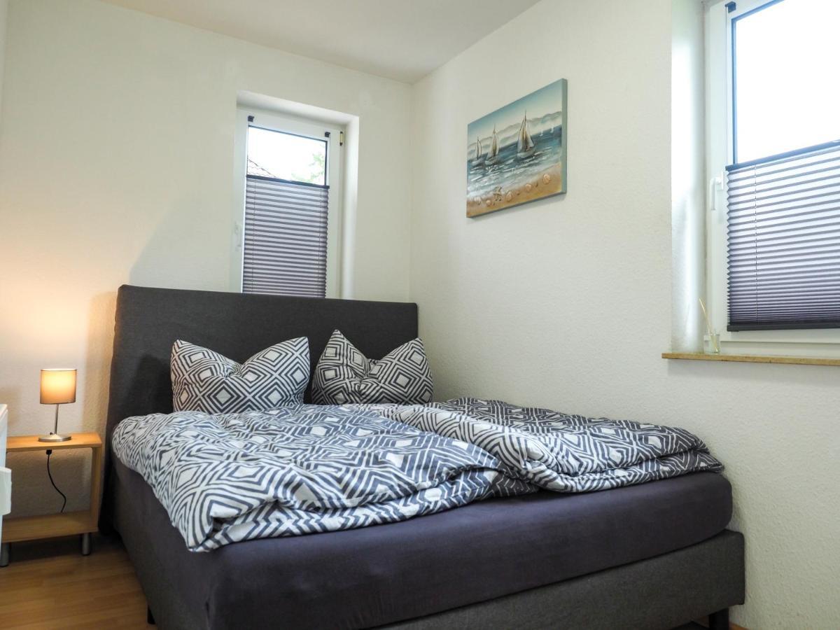 Ferienwohnungen Meerfarbig Zingst - Haustierfrei -Terrasse Mit Strandkorb Oder Balkon - E-Ladesaeule - Parkplatz - Wlan - Fahrradschuppen - Waschtrockner - Ruhig Und Zentral - Nichtraucher Екстер'єр фото